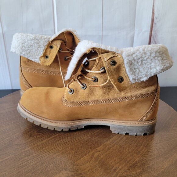 Timberland Woman’s Waterproof Roll-Top Boot. Sz 8.5. New, Faux-fur lined - Picture 12 of 16